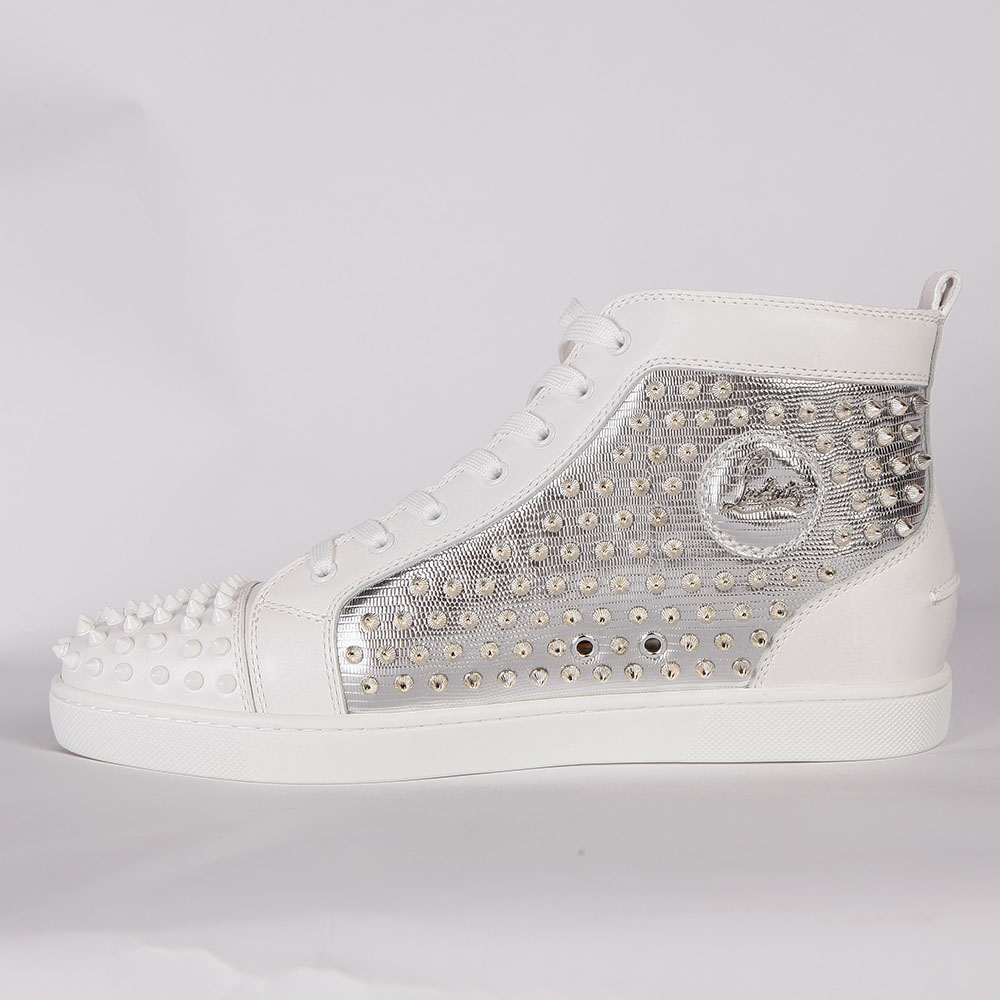 Yang sales louis flat